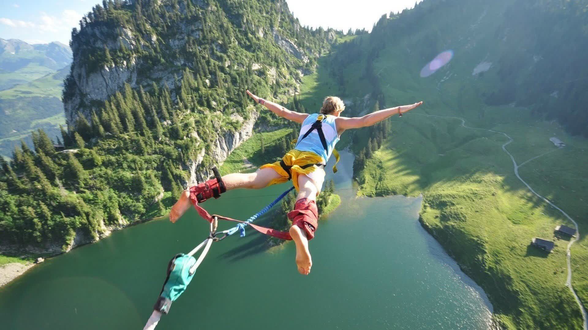 北欧海盗掀翻东欧铁骑！德布劳内化身中场之神，挪威进攻潮水淹没捷克